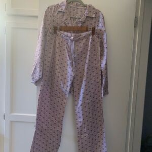 Victoria's Secret Lavender Floral Medallion Pajama Top